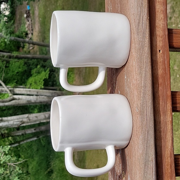 ♡ Mr & Mrs Rae Dunn Mug Set - Picture 5 of 10